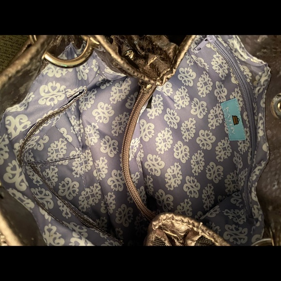 Kathy Van Zeeland Black/Silver Bag - Picture 5 of 10